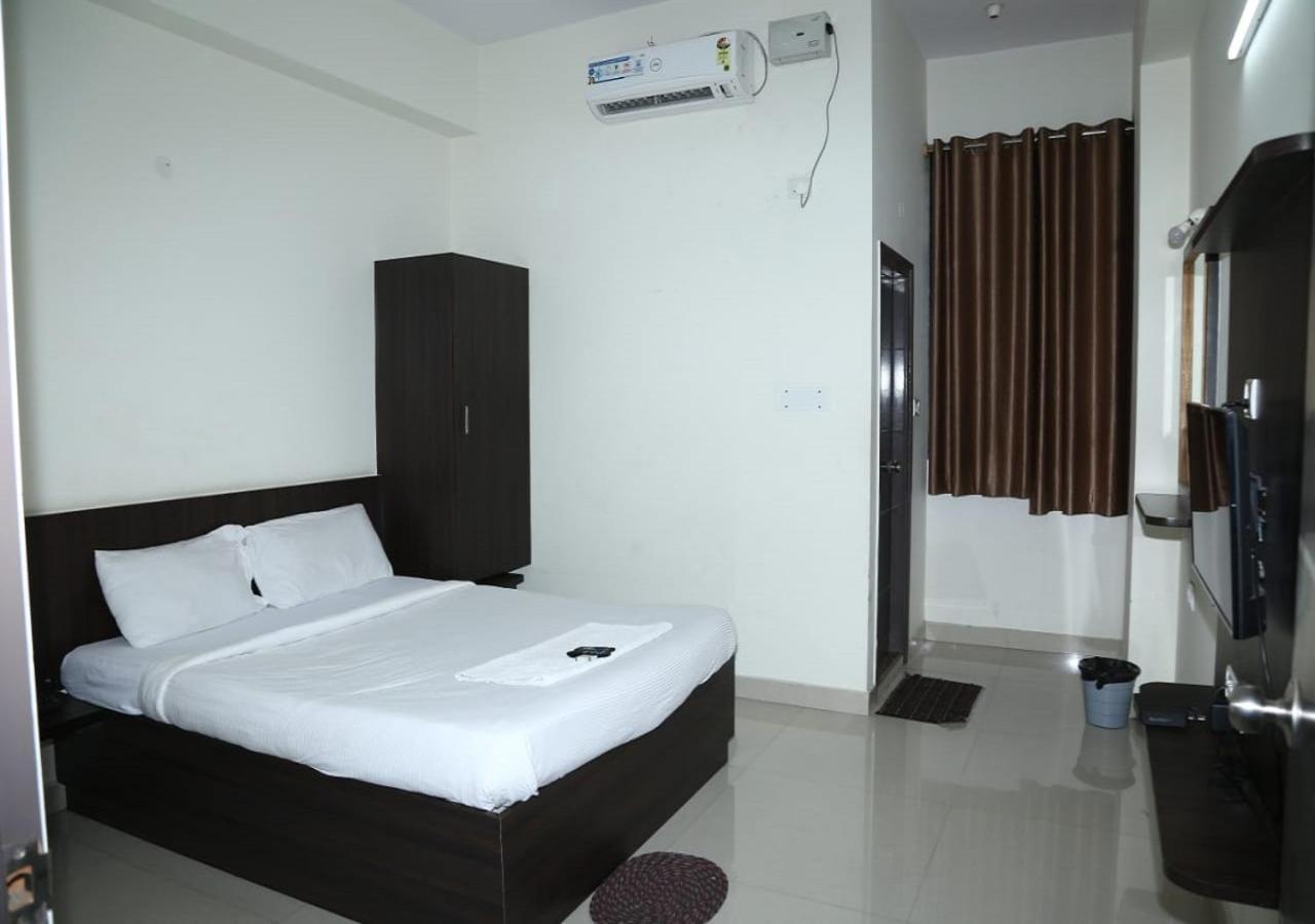 Pride Image Hotel Bangalore Buitenkant foto